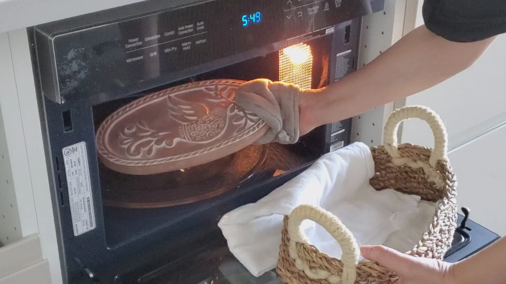Bread warmer
